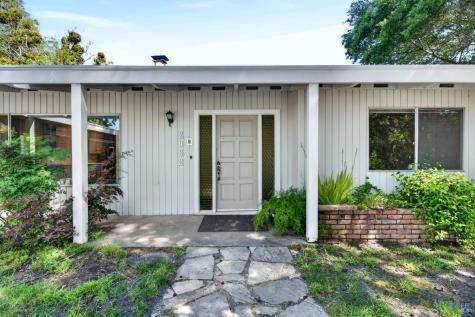 2062 Laguna Road Santa Rosa CA 95401