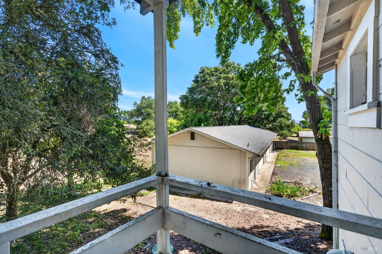 2062 Laguna Road Santa Rosa CA 95401