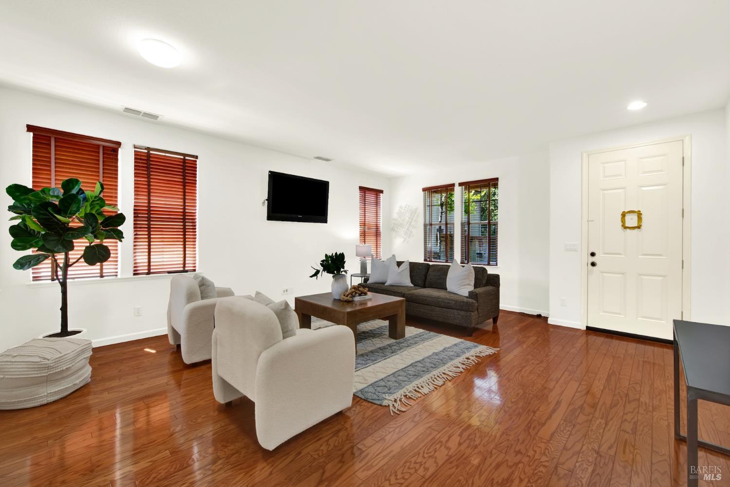 380 Mountain Meadows Drive Fairfield CA 94534