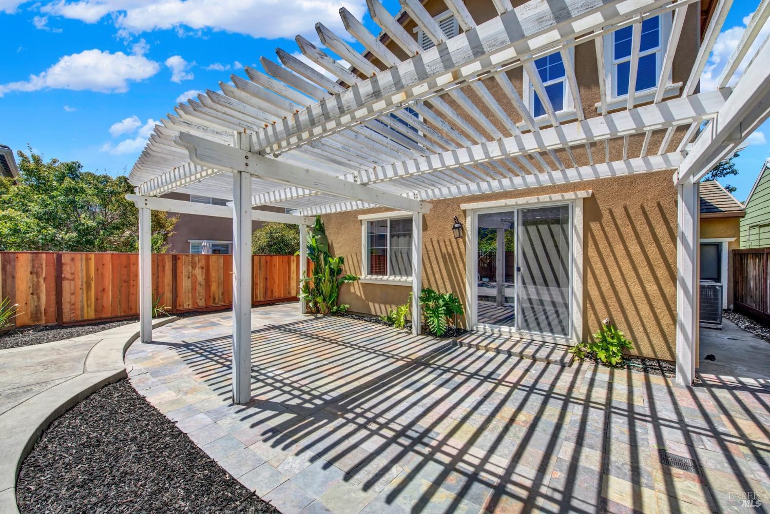 380 Mountain Meadows Drive Fairfield CA 94534