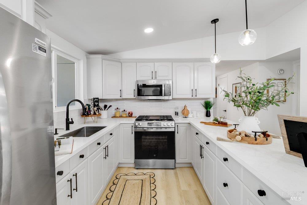 27741 Havana Avenue Hayward CA 94544