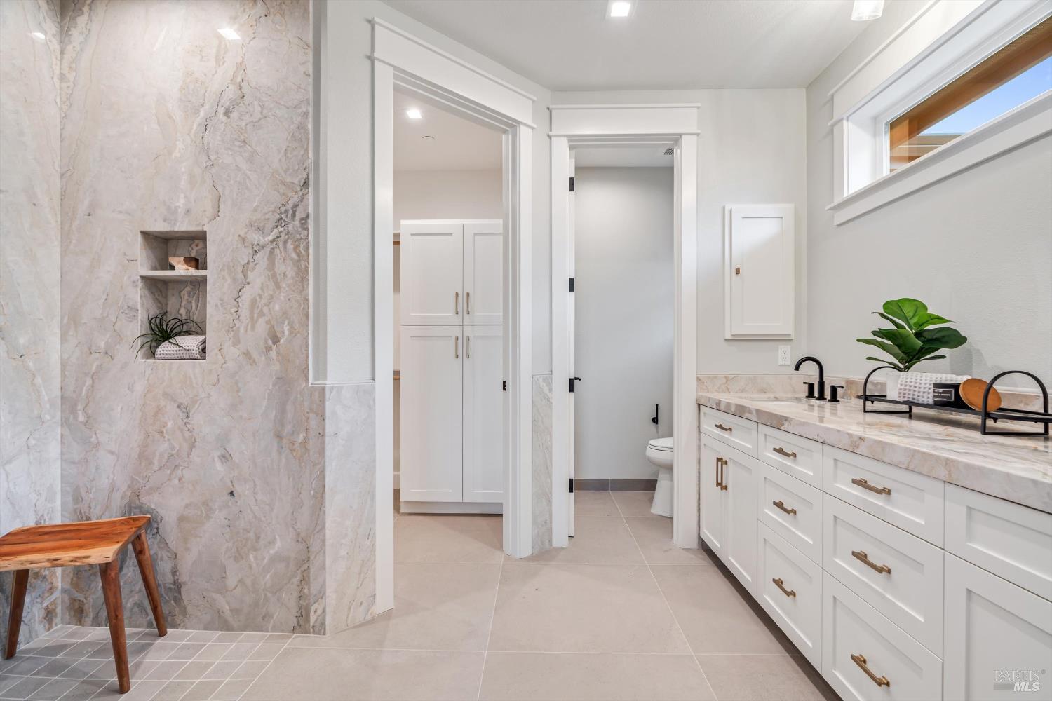 6516 Old Redwood -maywood Lane Highway Santa Rosa CA 95403