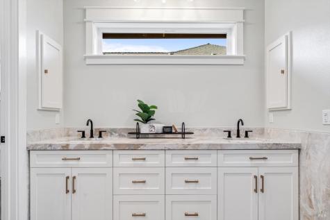 6516 Old Redwood -maywood Lane Highway Santa Rosa CA 95403