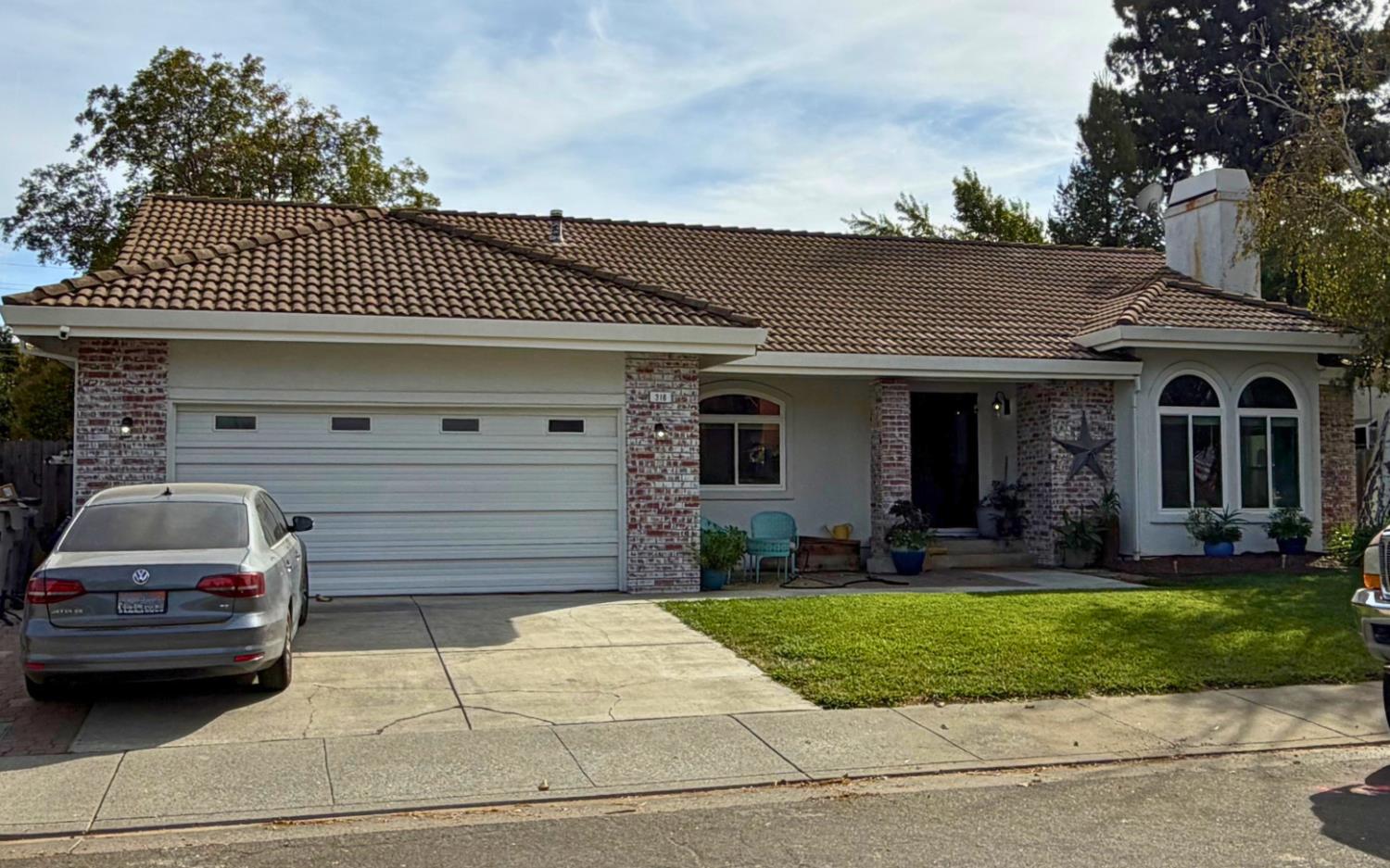 316 Village Circle Winters CA 95694