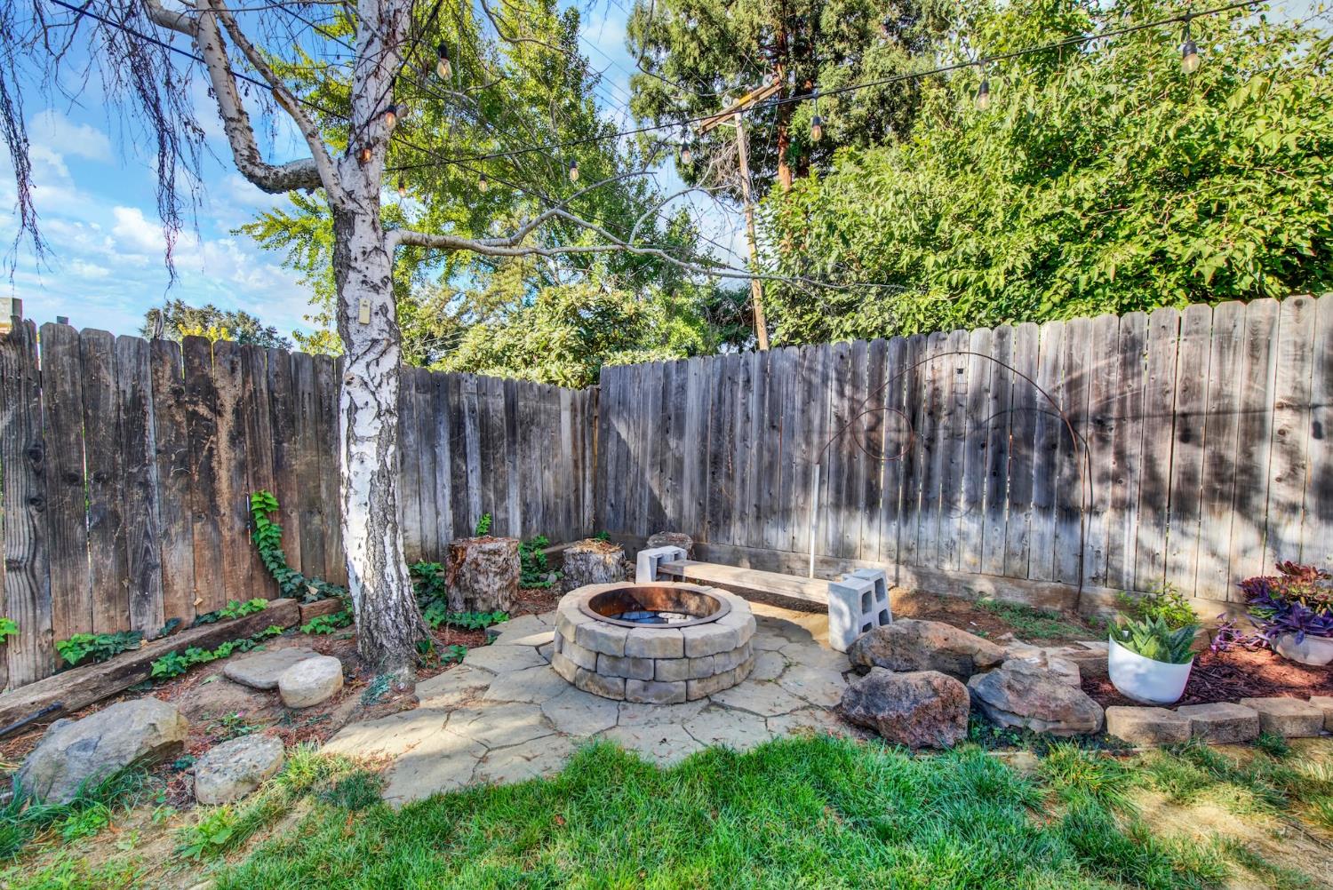 316 Village Circle Winters CA 95694