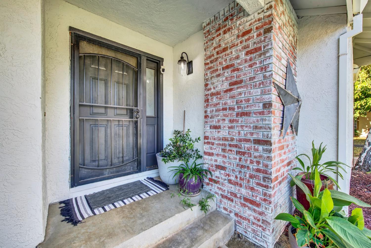 316 Village Circle Winters CA 95694