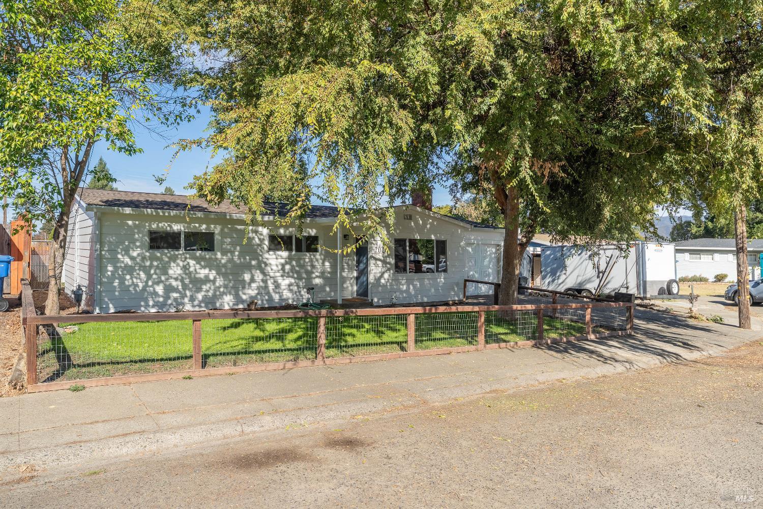 202 Faull Avenue Ukiah CA 95482