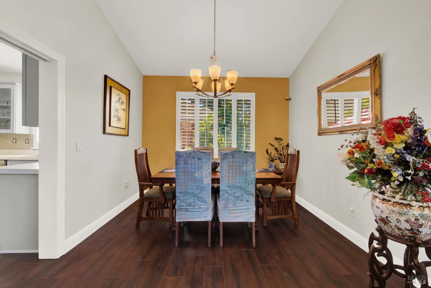 413 Crownpointe Circle Vacaville CA 95687