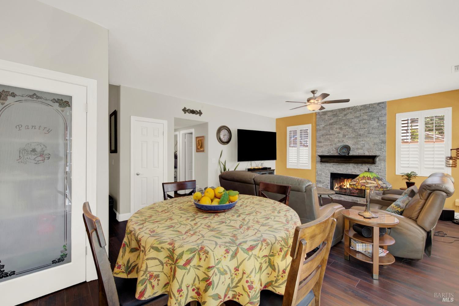 413 Crownpointe Circle Vacaville CA 95687