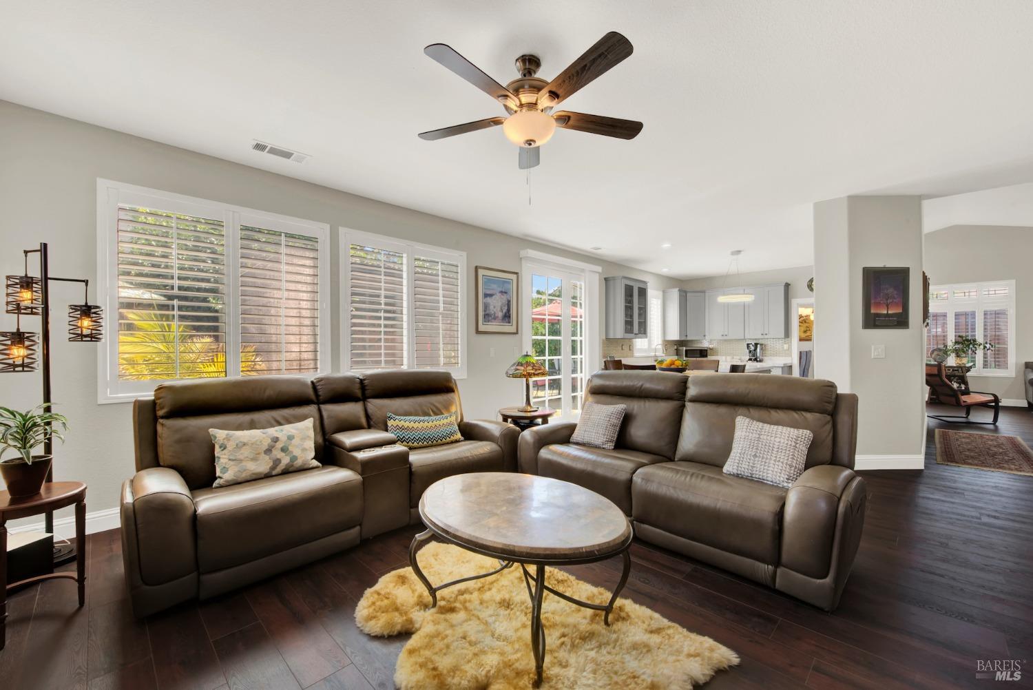 413 Crownpointe Circle Vacaville CA 95687