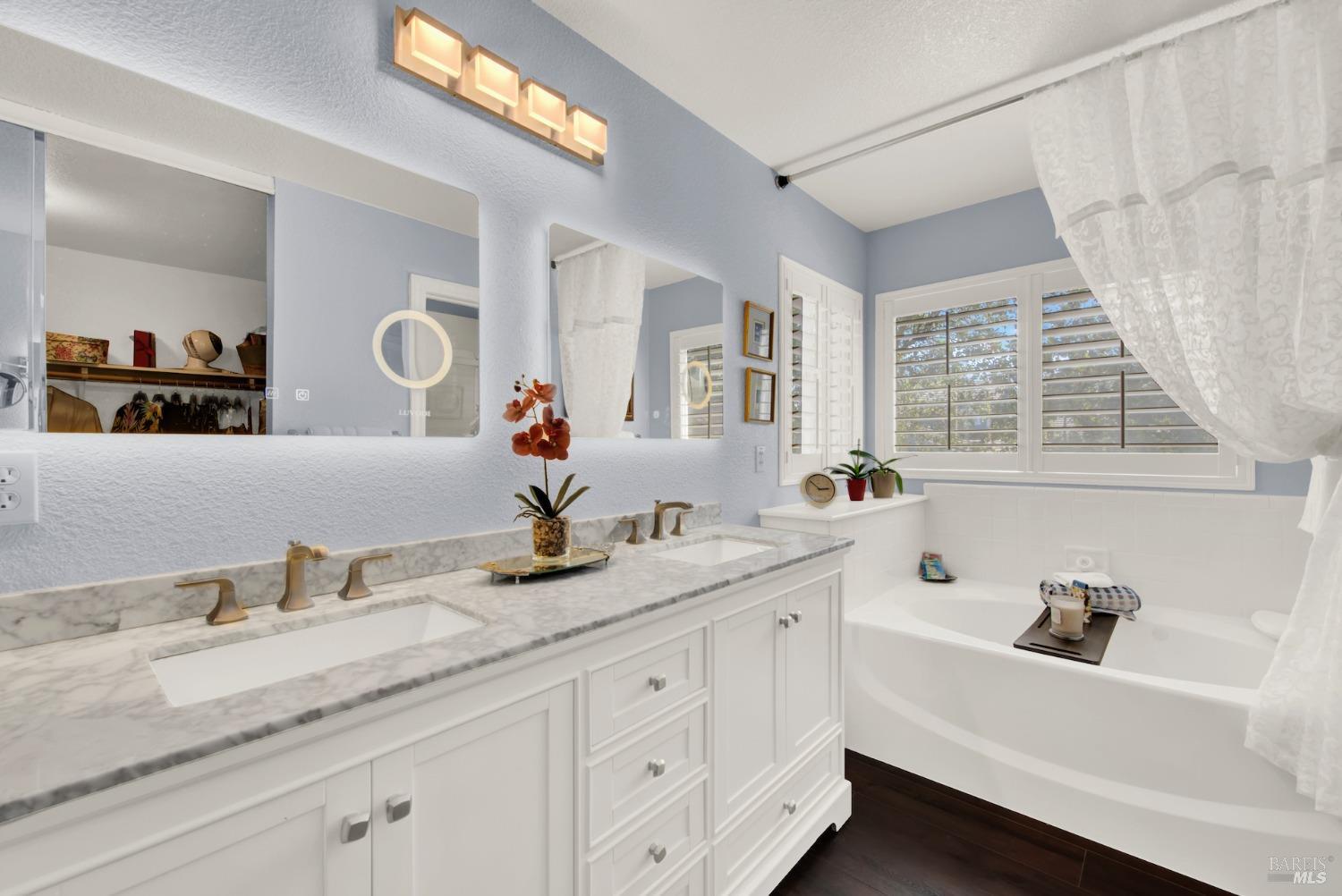 413 Crownpointe Circle Vacaville CA 95687