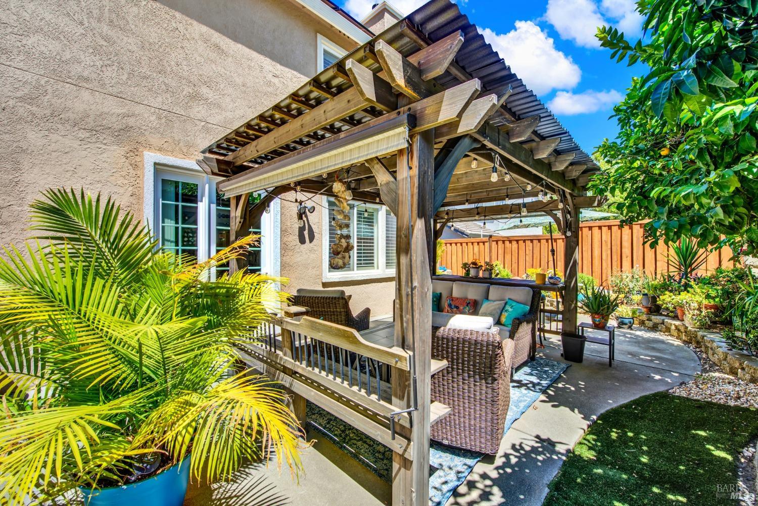 413 Crownpointe Circle Vacaville CA 95687