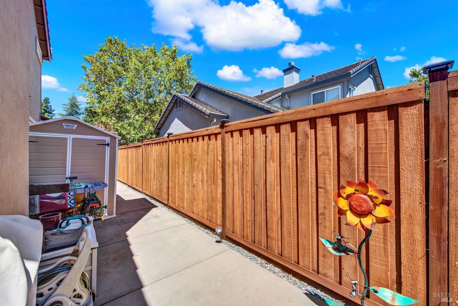 413 Crownpointe Circle Vacaville CA 95687