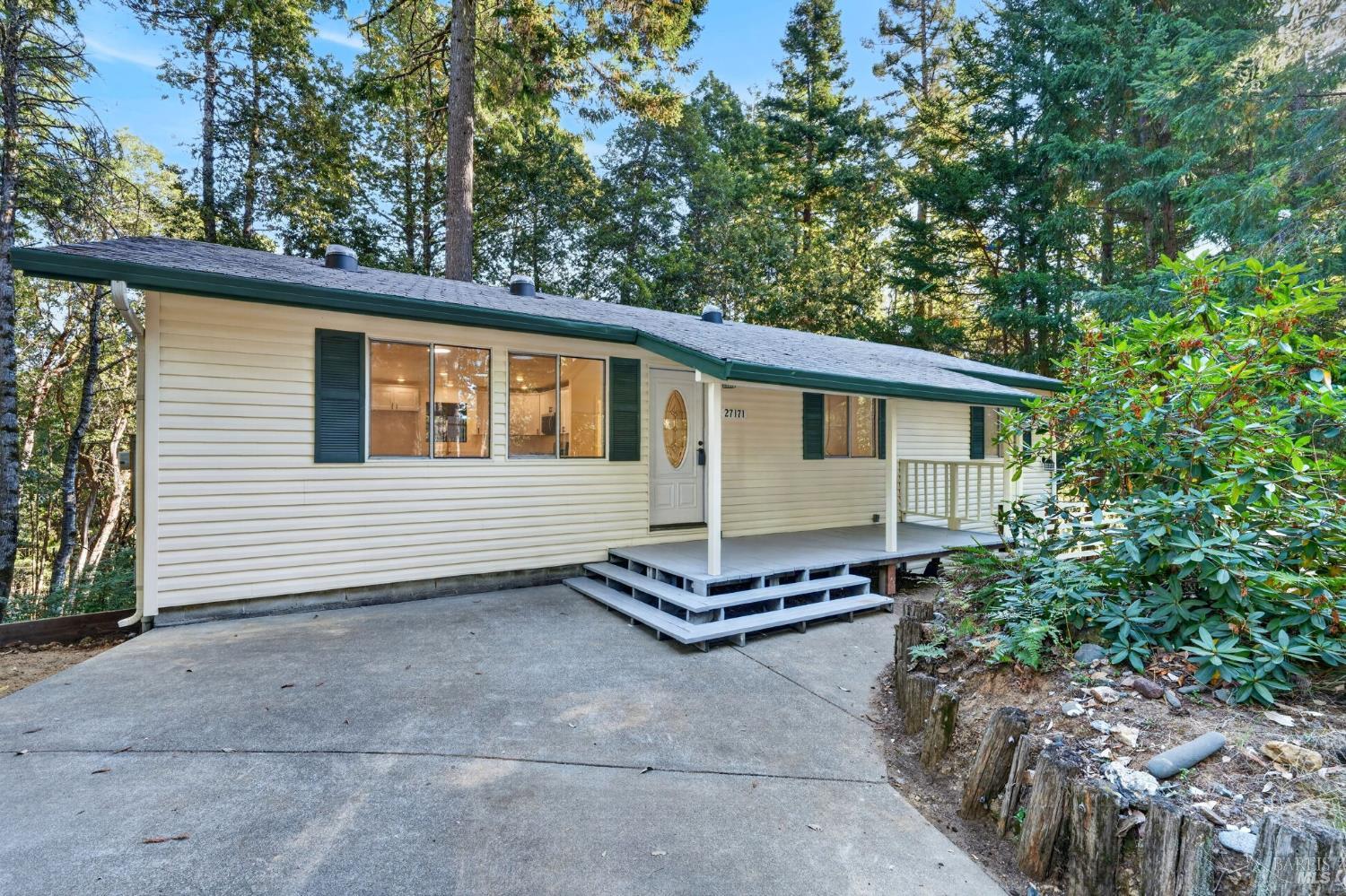 27171 Bear Drive Willits CA 95490