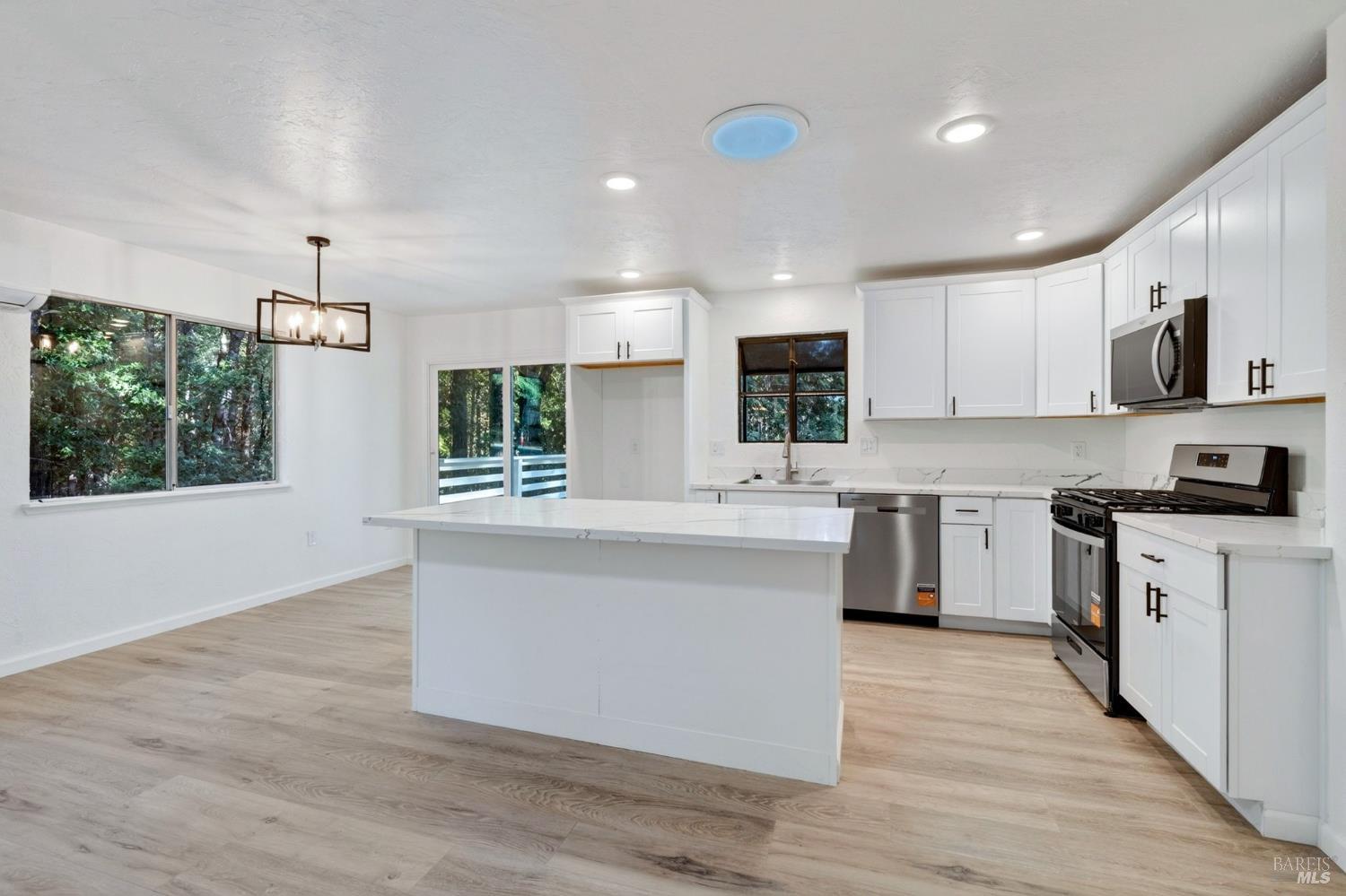 27171 Bear Drive Willits CA 95490