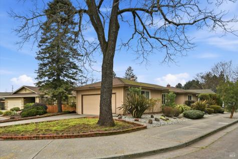 1808 Sherwood Court Santa Rosa CA 95405