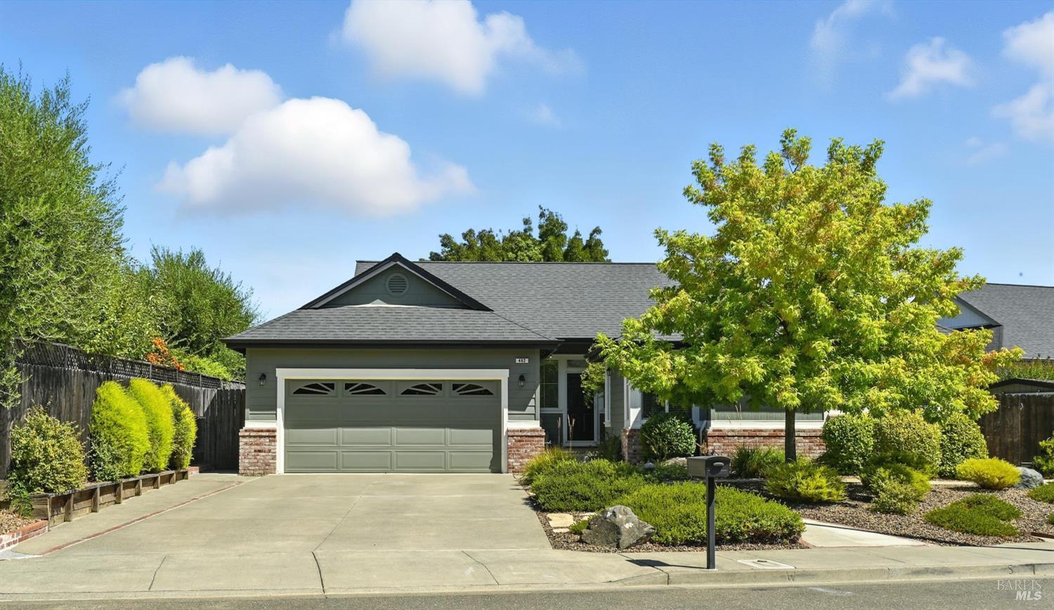 462 Riesling Street Cloverdale CA 95425