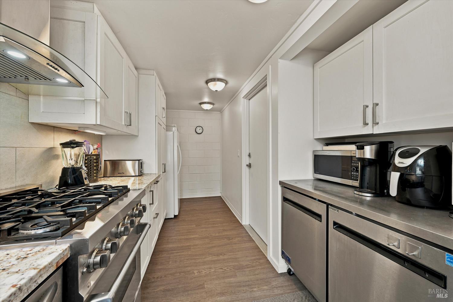 6926 Pine Avenue Kelseyville CA 95451