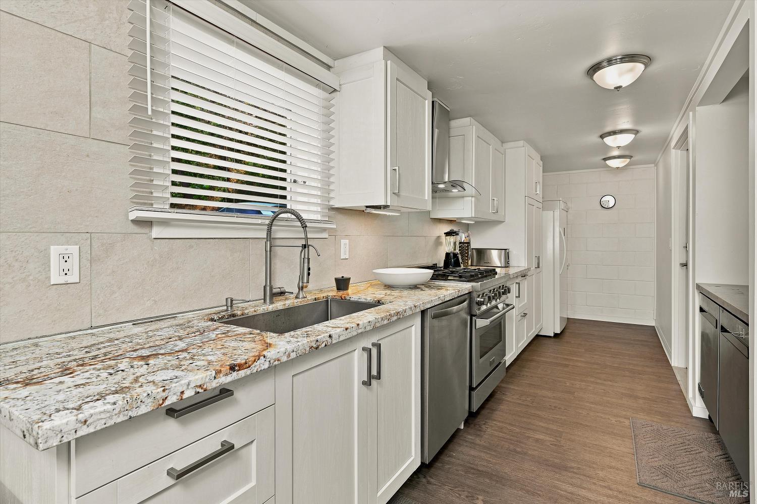 6926 Pine Avenue Kelseyville CA 95451