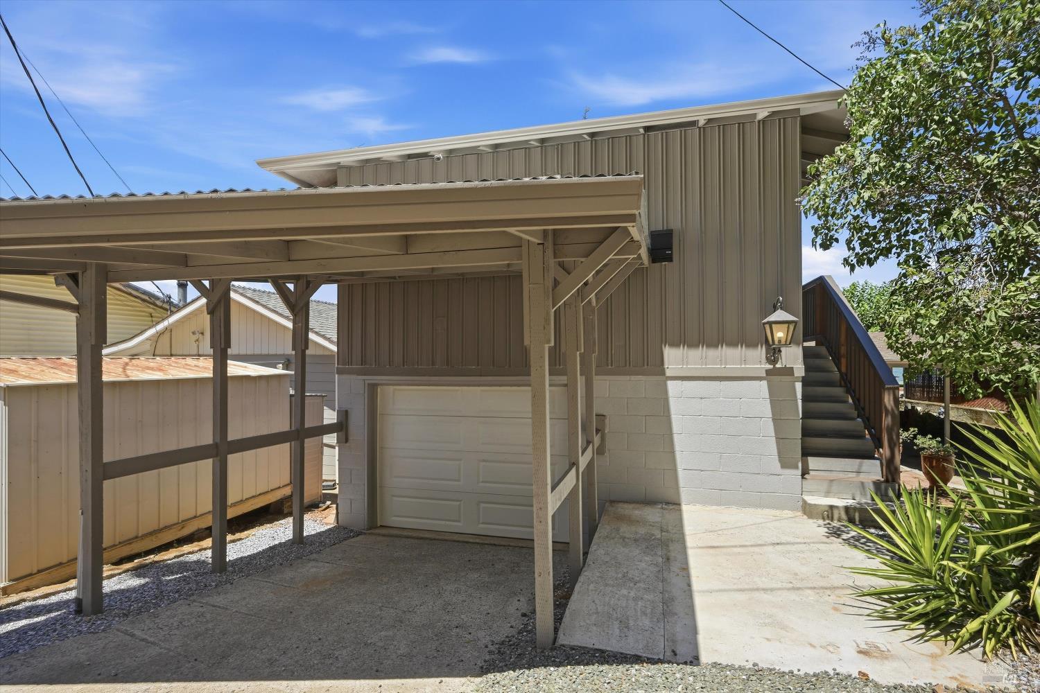 6926 Pine Avenue Kelseyville CA 95451
