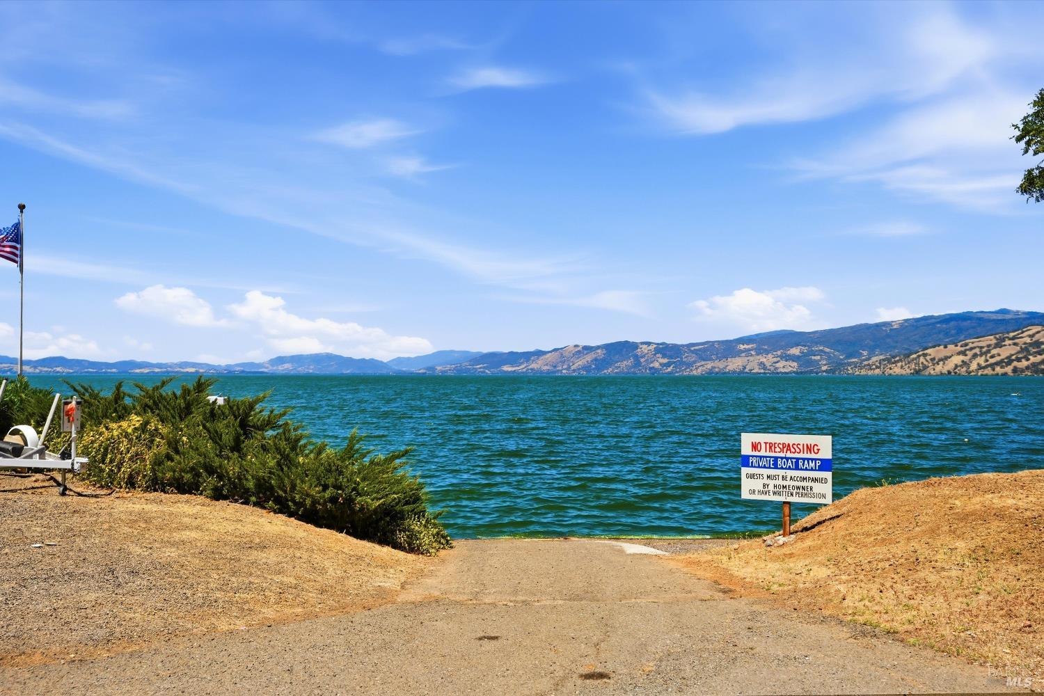 6926 Pine Avenue Kelseyville CA 95451