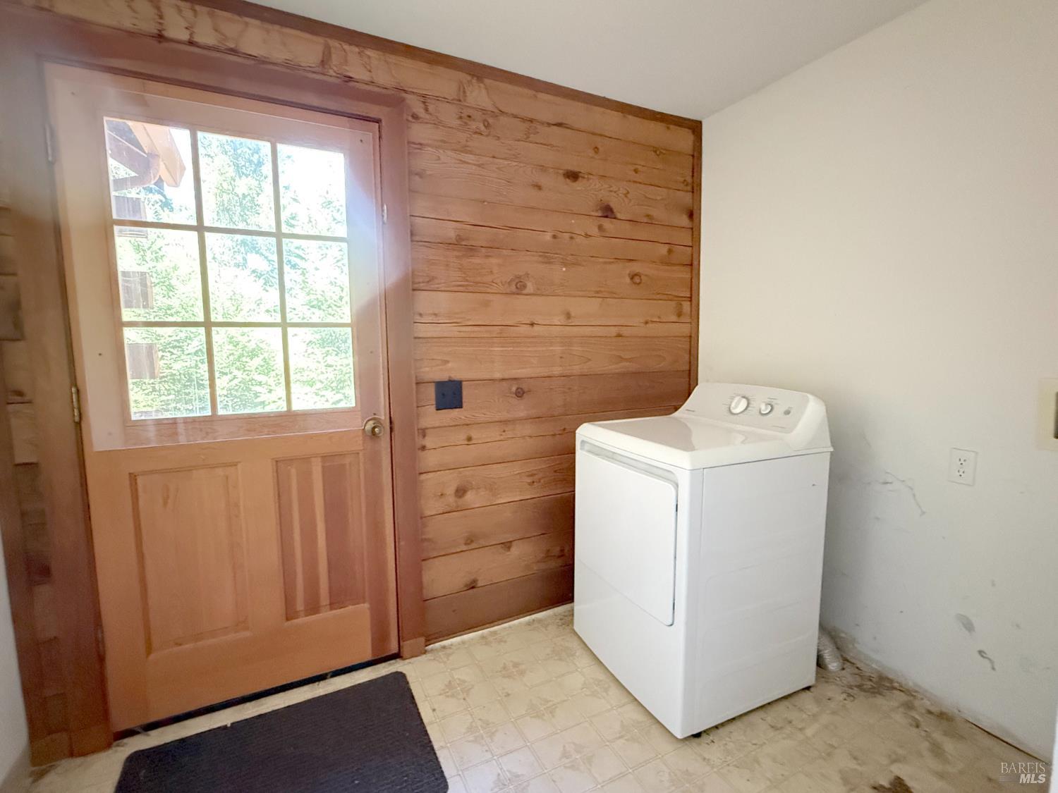 25517 Fairbanks Place Willits CA 95490