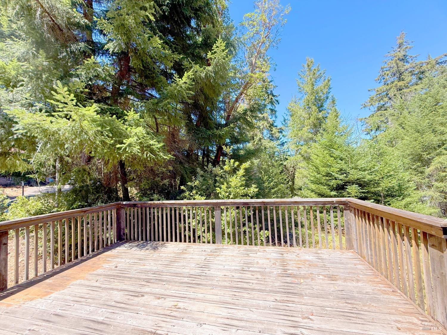 25517 Fairbanks Place Willits CA 95490