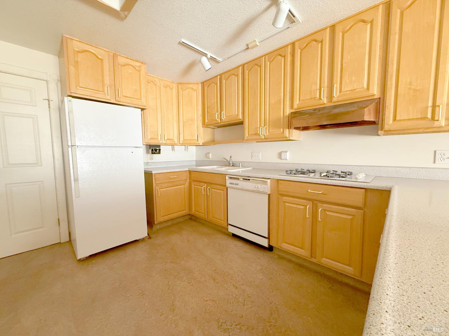 25517 Fairbanks Place Willits CA 95490