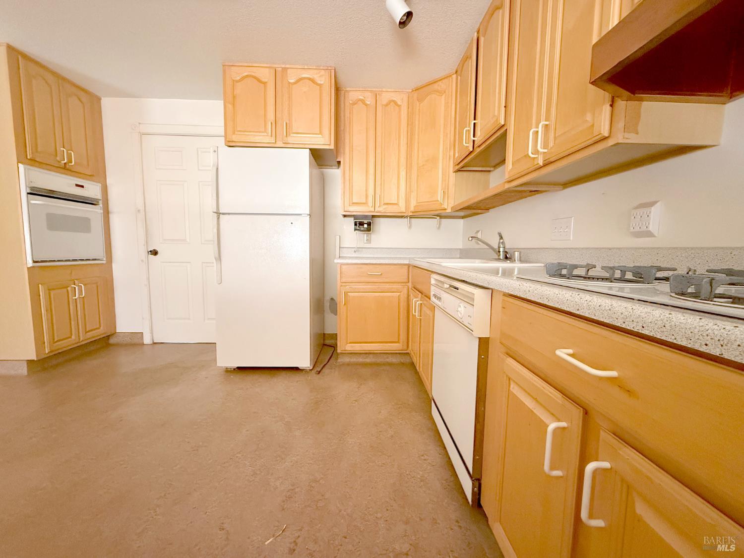 25517 Fairbanks Place Willits CA 95490