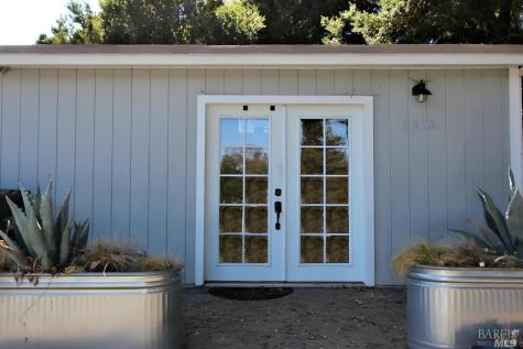 8813-8815 Petaluma Hill Road Penngrove CA 94951