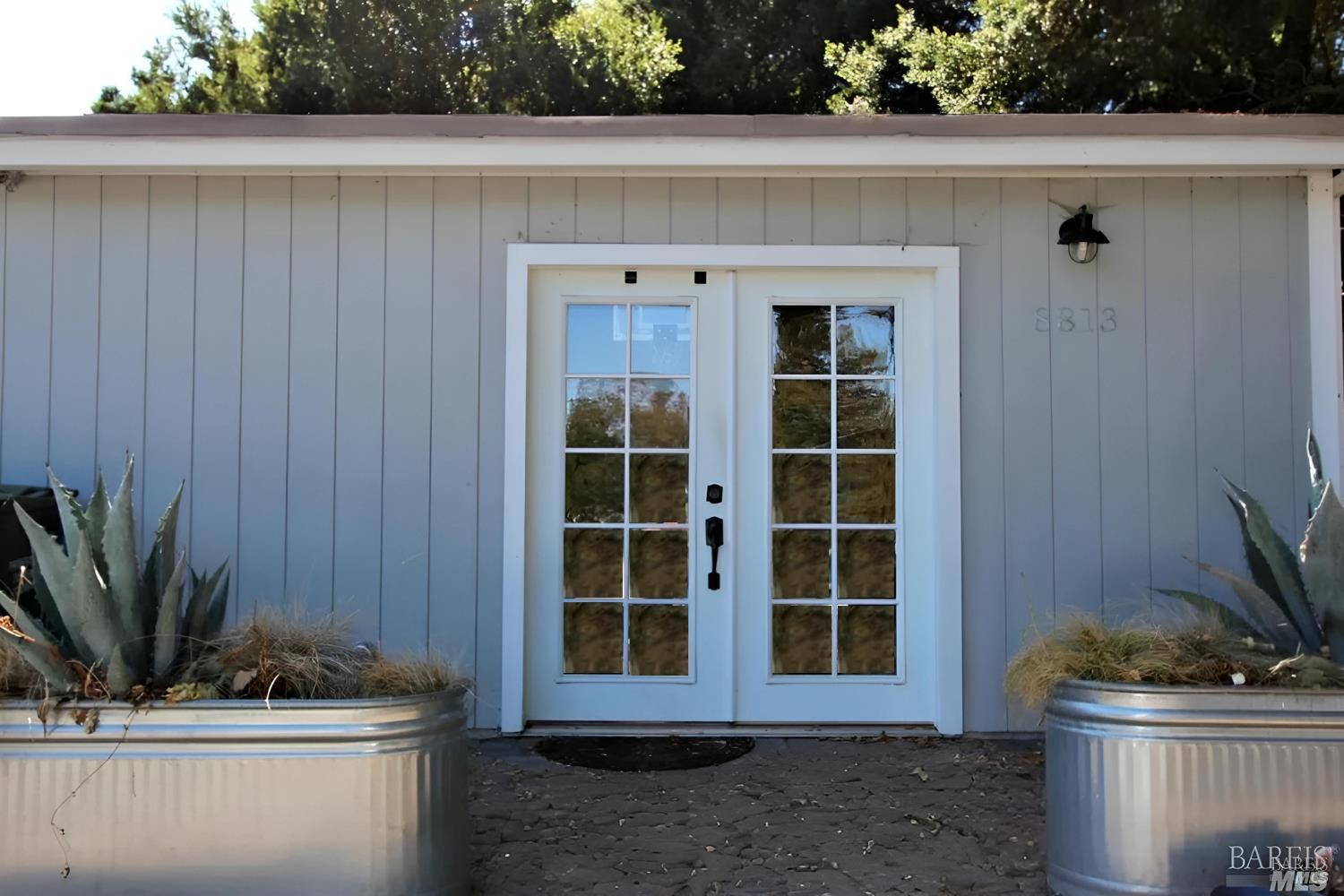 8813-8815 Petaluma Hill Road Penngrove CA 94951