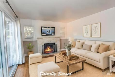 8813-8815 Petaluma Hill Road Penngrove CA 94951
