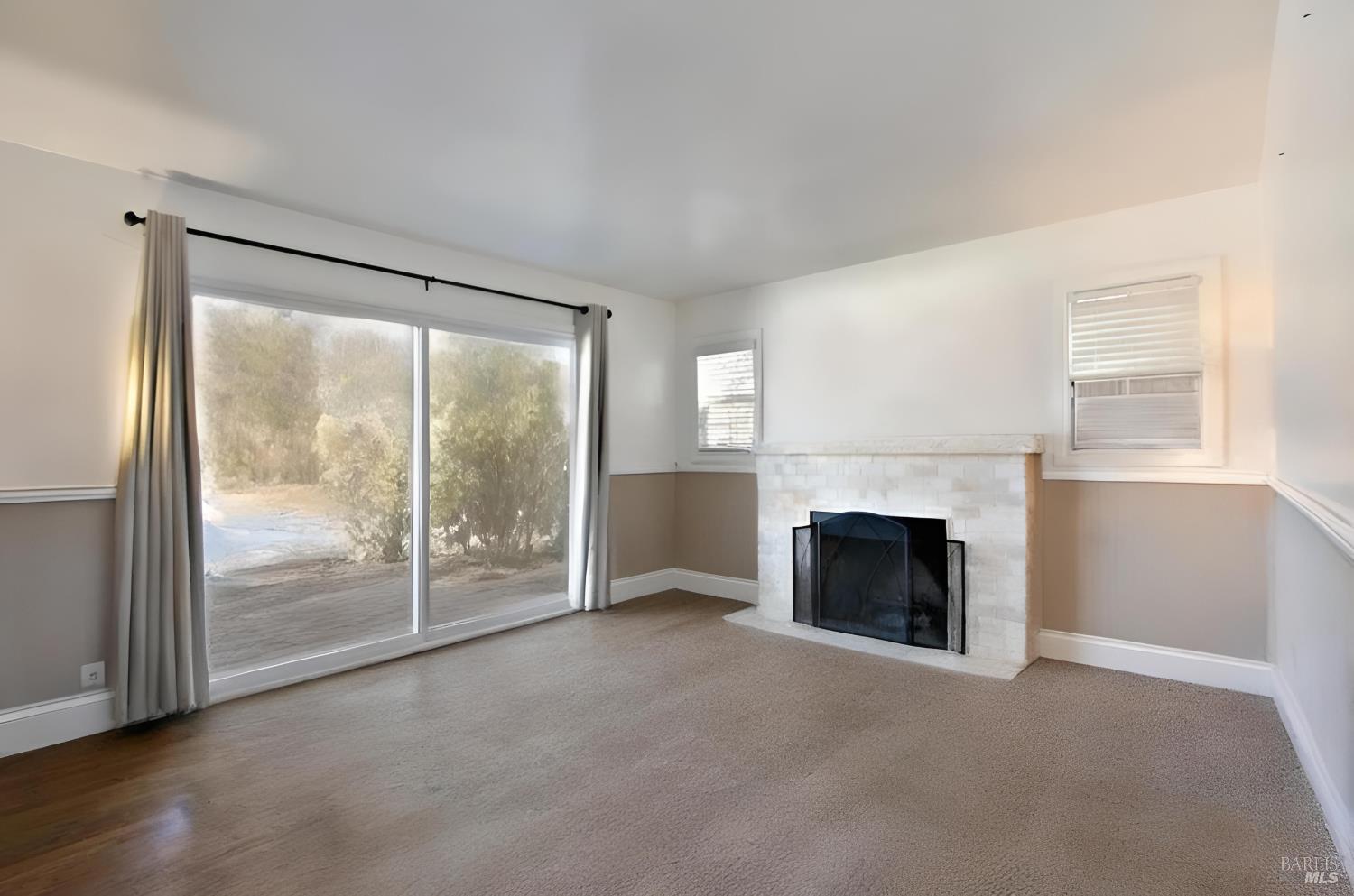 8813-8815 Petaluma Hill Road Penngrove CA 94951
