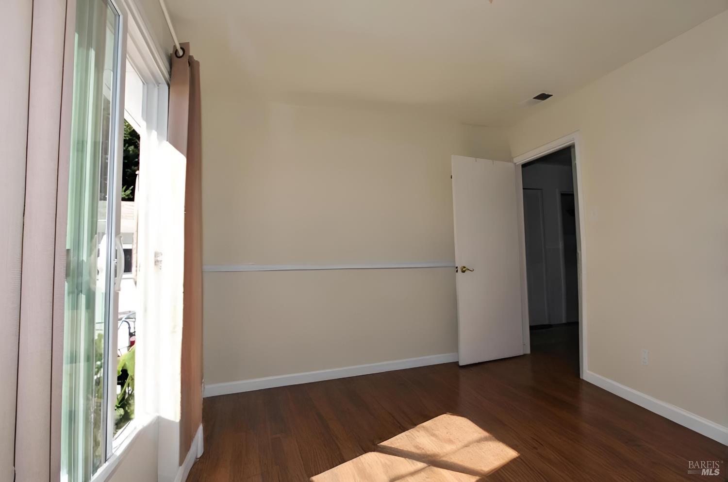 8813-8815 Petaluma Hill Road Penngrove CA 94951