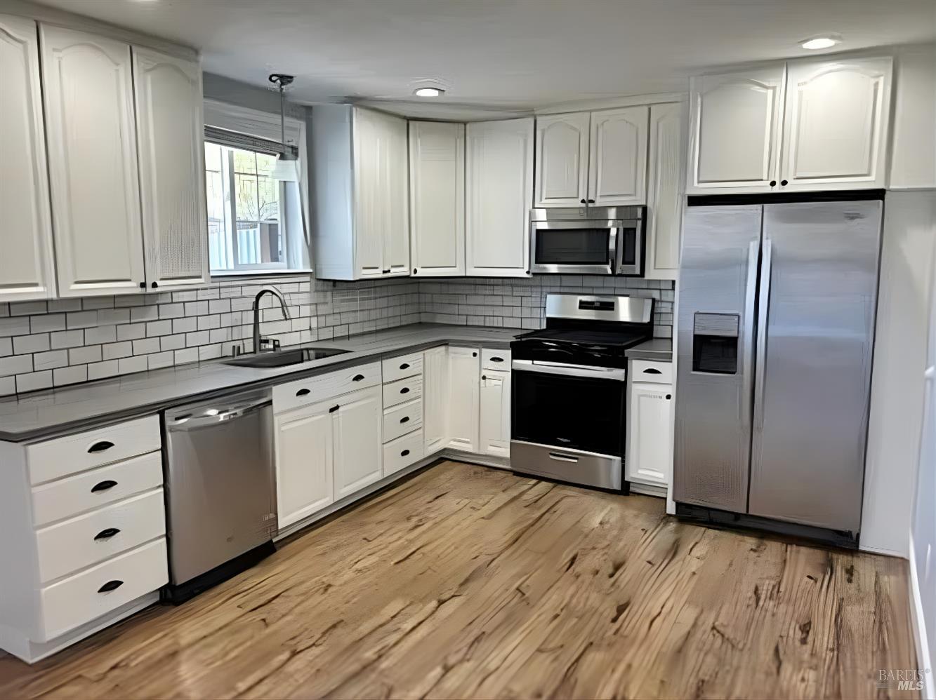 8813-8815 Petaluma Hill Road Penngrove CA 94951