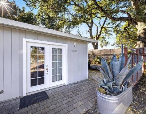 8813-8815 Petaluma Hill Road Penngrove CA 94951