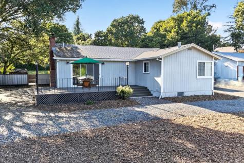 8813-8815 Petaluma Hill Road Penngrove CA 94951