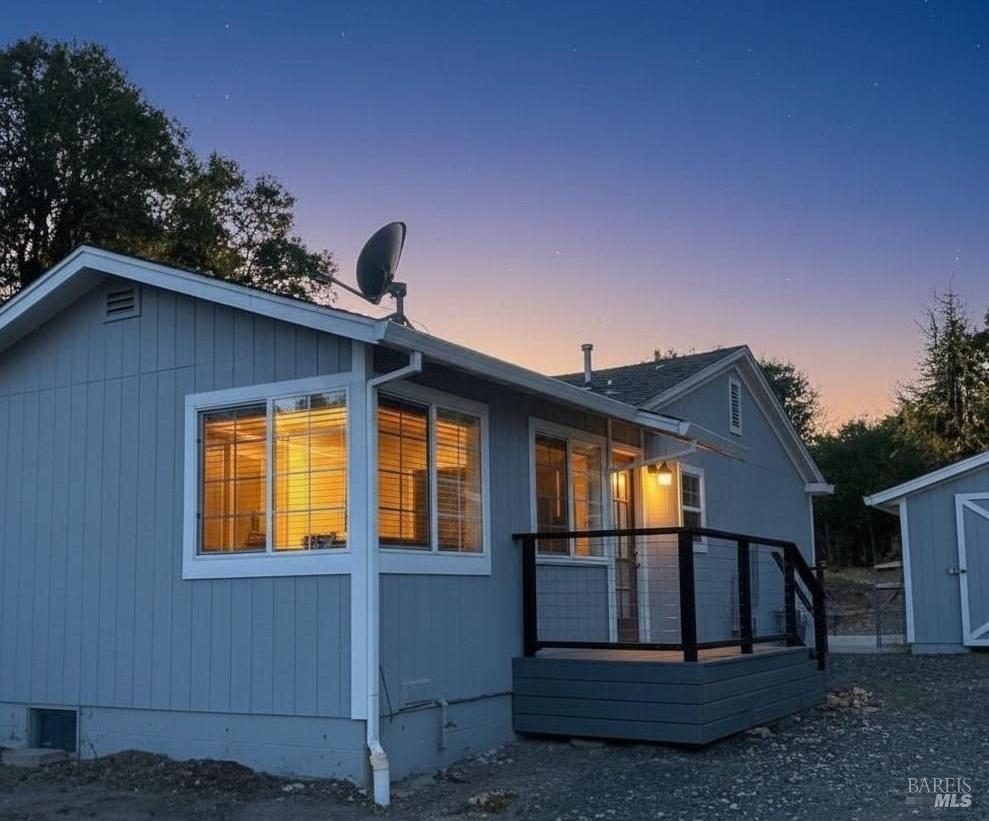 8813-8815 Petaluma Hill Road Penngrove CA 94951
