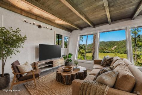 11688 Oak Road Forestville CA 95436