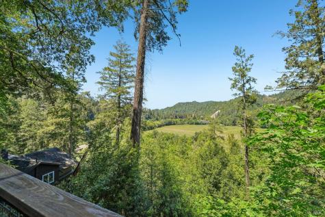 11688 Oak Road Forestville CA 95436