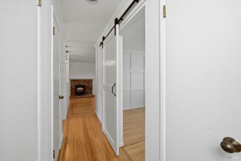 1263 Marian Way Petaluma CA 94954