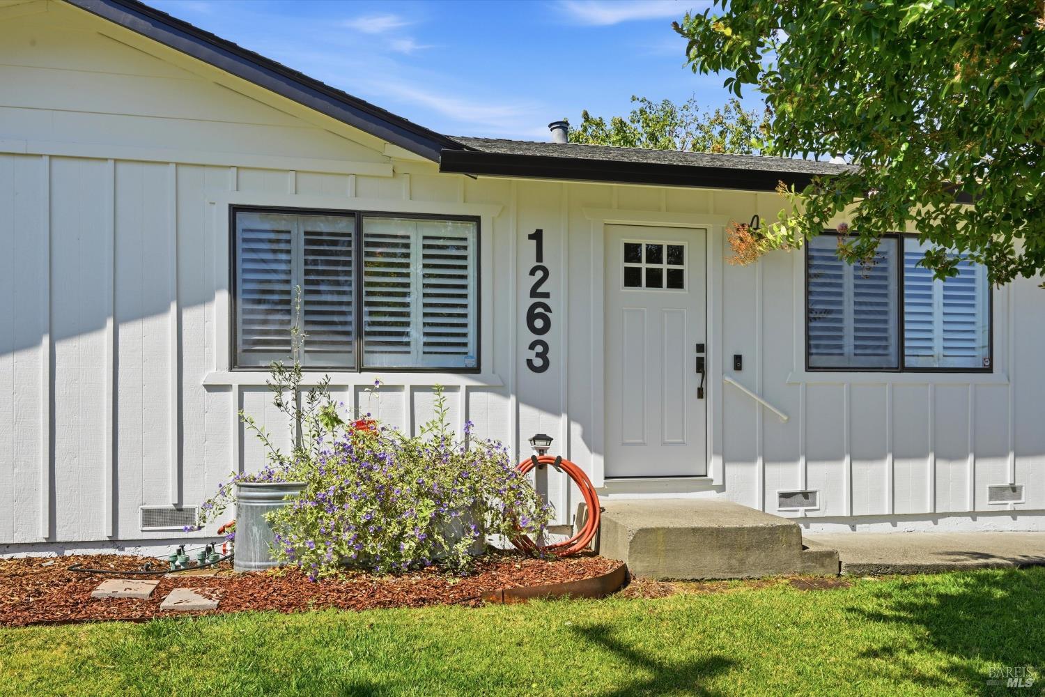 1263 Marian Way Petaluma CA 94954