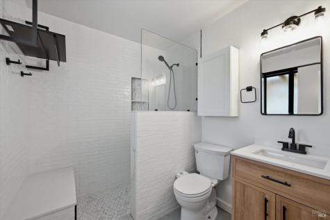 1263 Marian Way Petaluma CA 94954