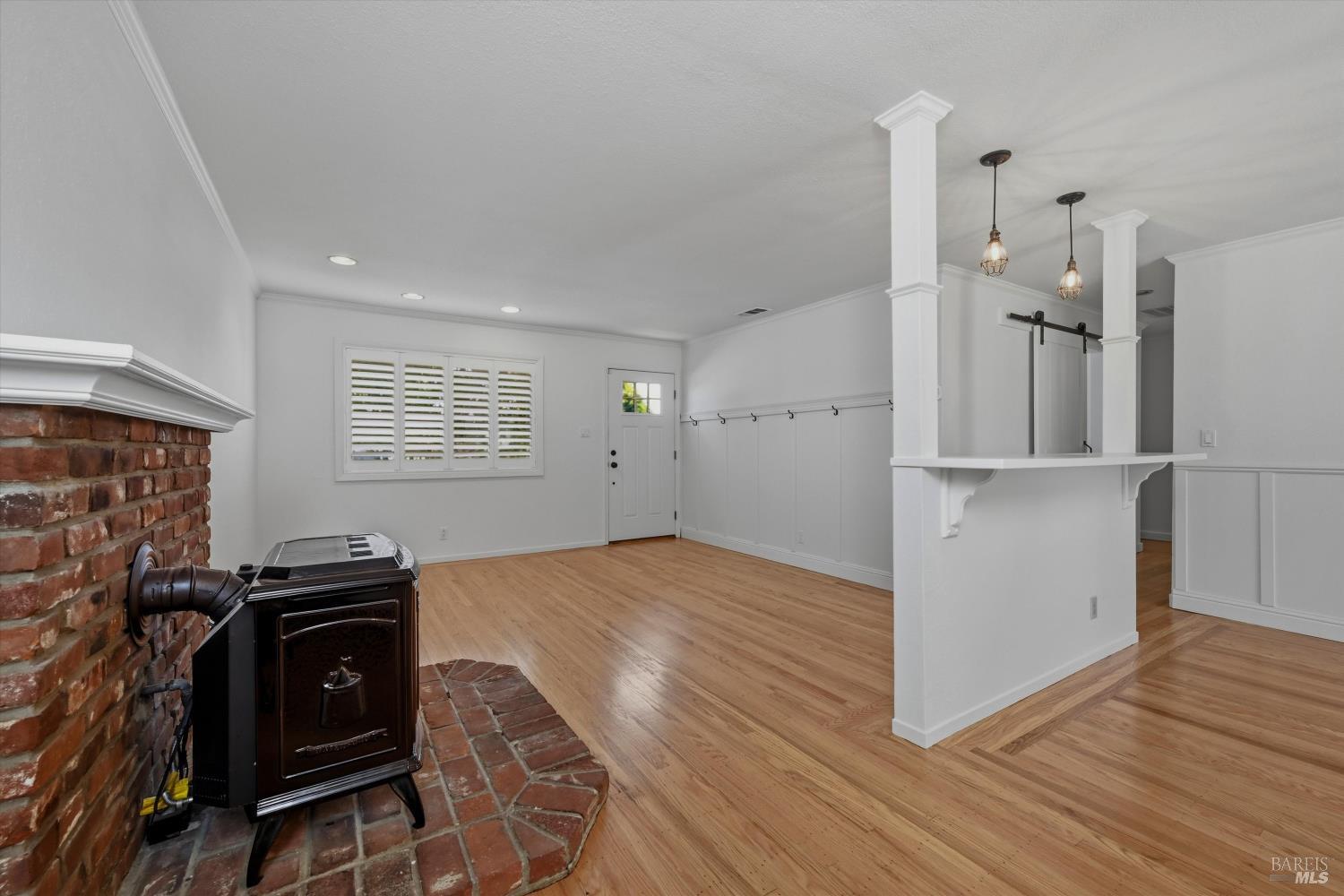 1263 Marian Way Petaluma CA 94954