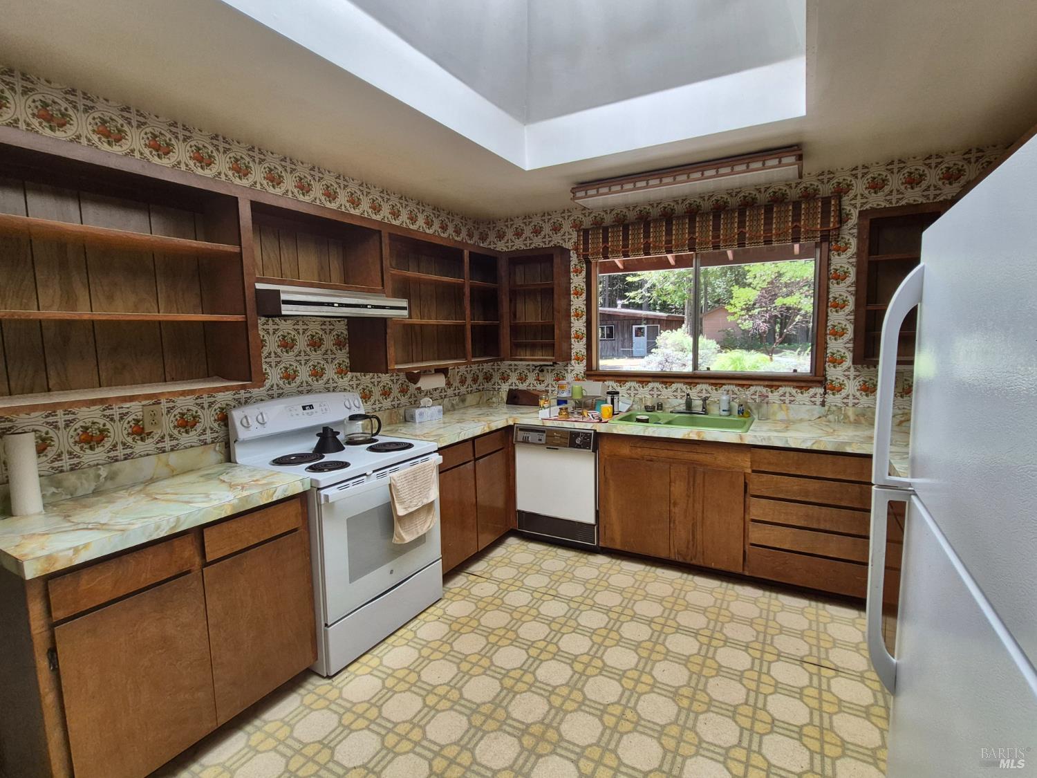 11903 Branscomb Road Branscomb CA 95417