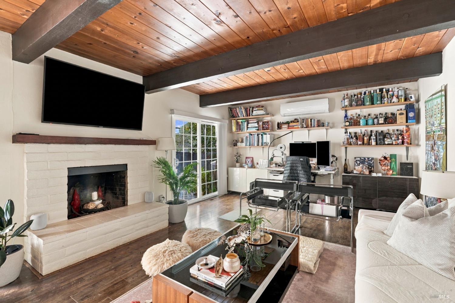 92-96 Elizabeth Way San Rafael CA 94901