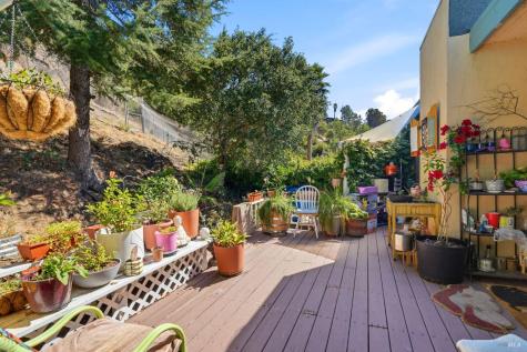 92-96 Elizabeth Way San Rafael CA 94901