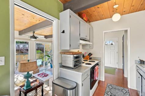 92-96 Elizabeth Way San Rafael CA 94901
