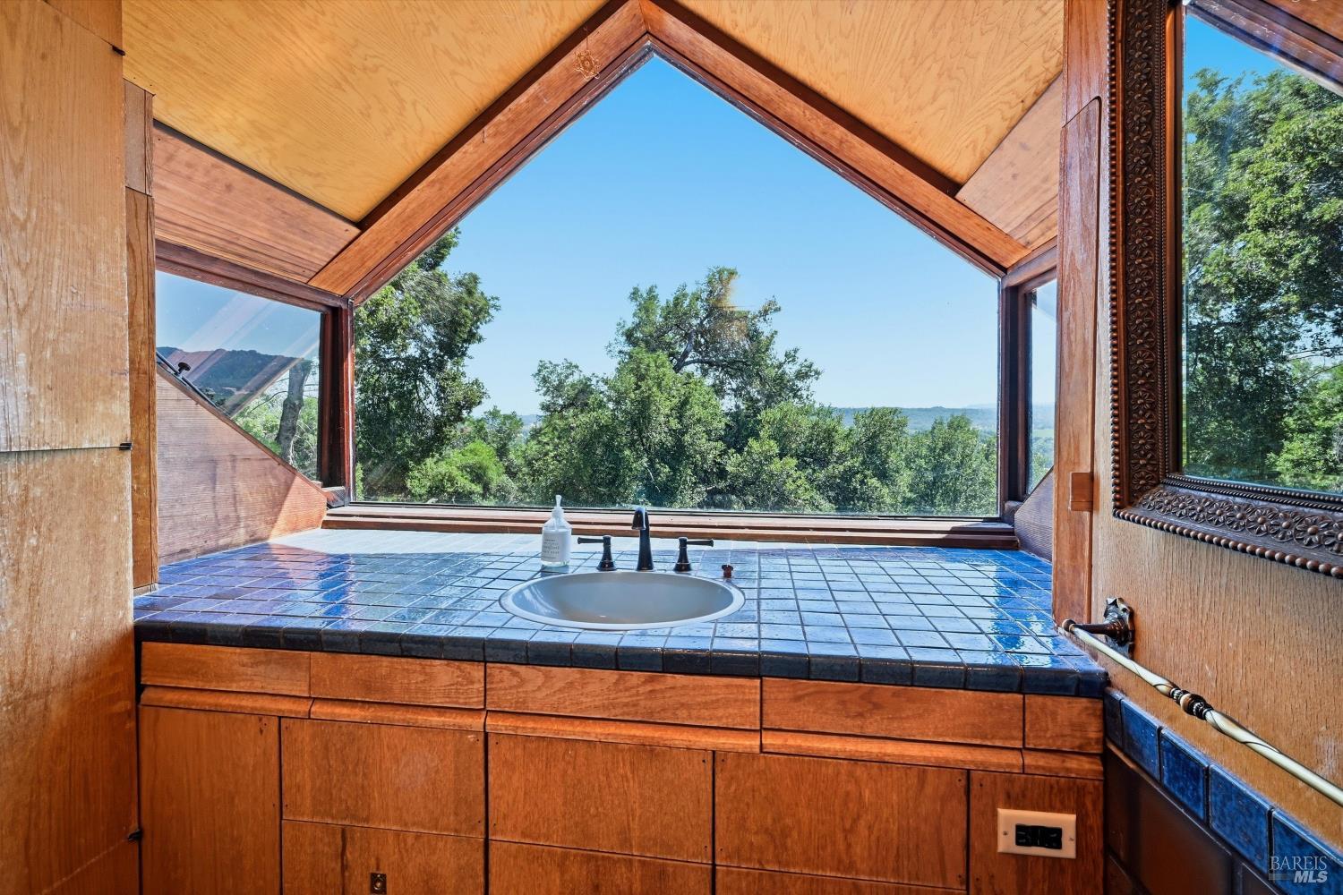 26801 Oak Knoll Terrace Cloverdale CA 95425