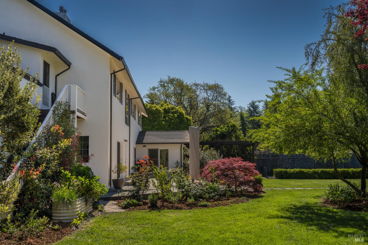 1101 Hedgeside Avenue Napa CA 94558